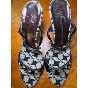 Size 38 (US Size 7.5/8) Giuseppe Zanotti Houndstooth Gemmed Jewled Heels